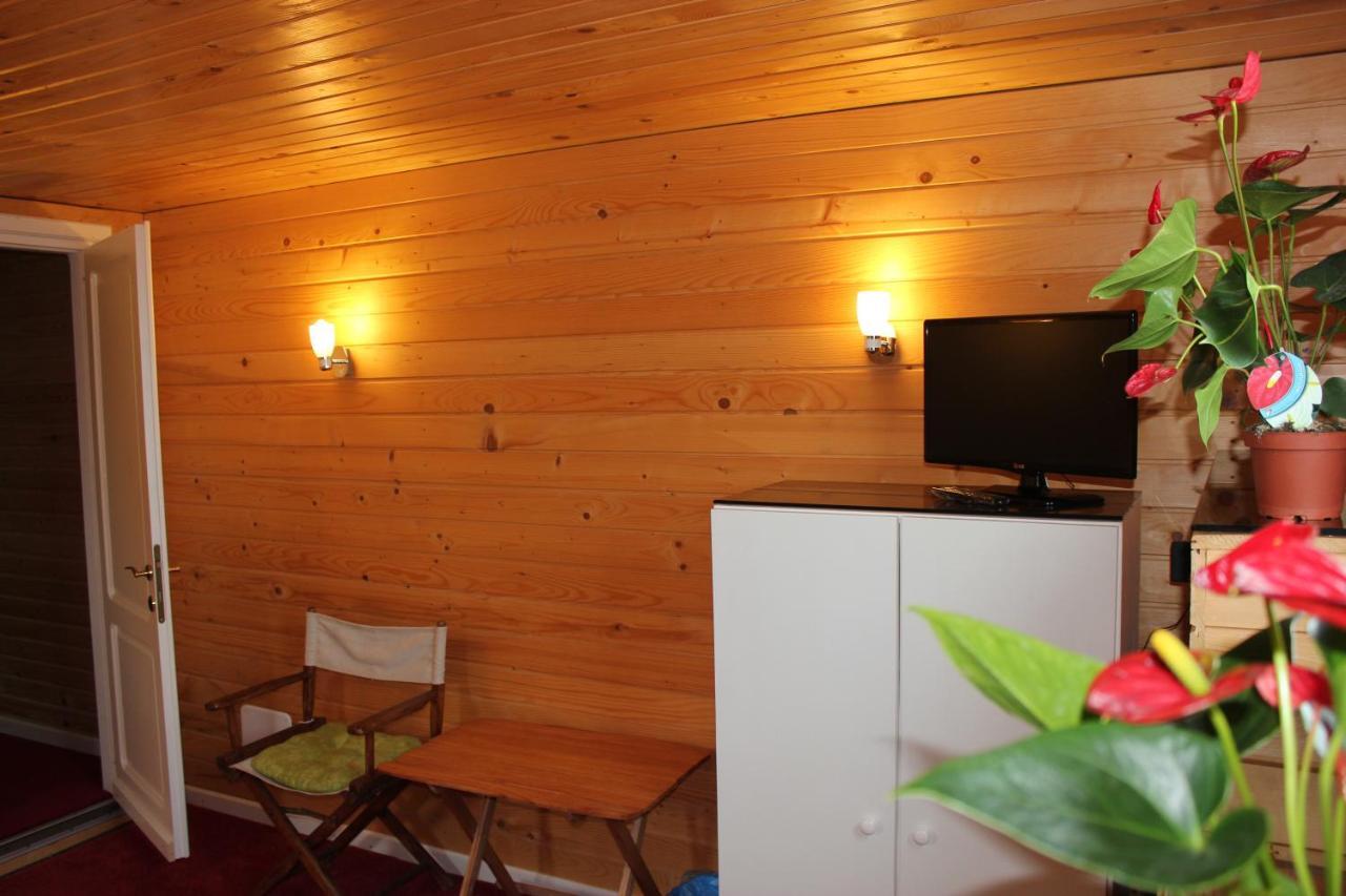Vila Flavia B&B Констанца Экстерьер фото